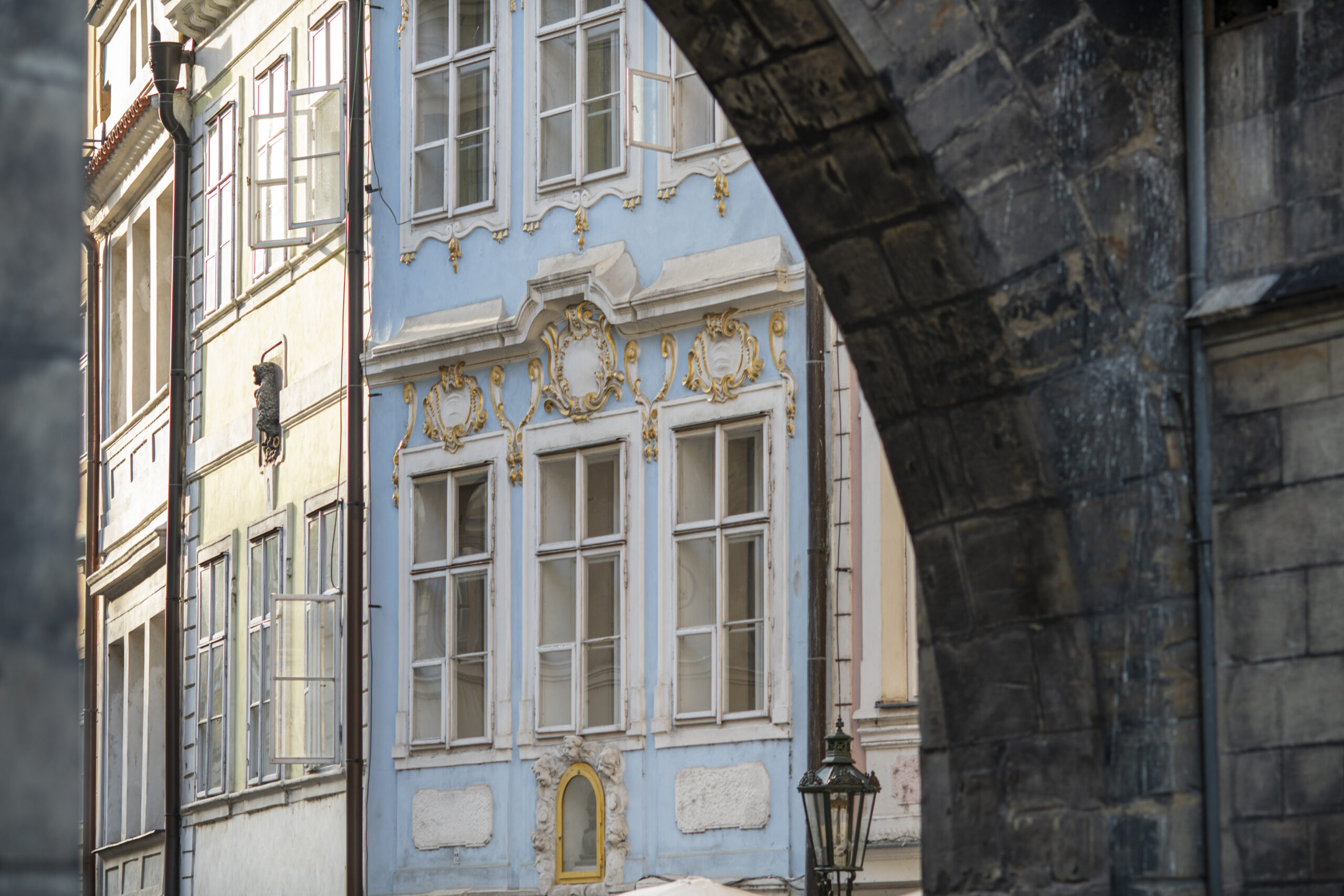 clean-city-streets-prague